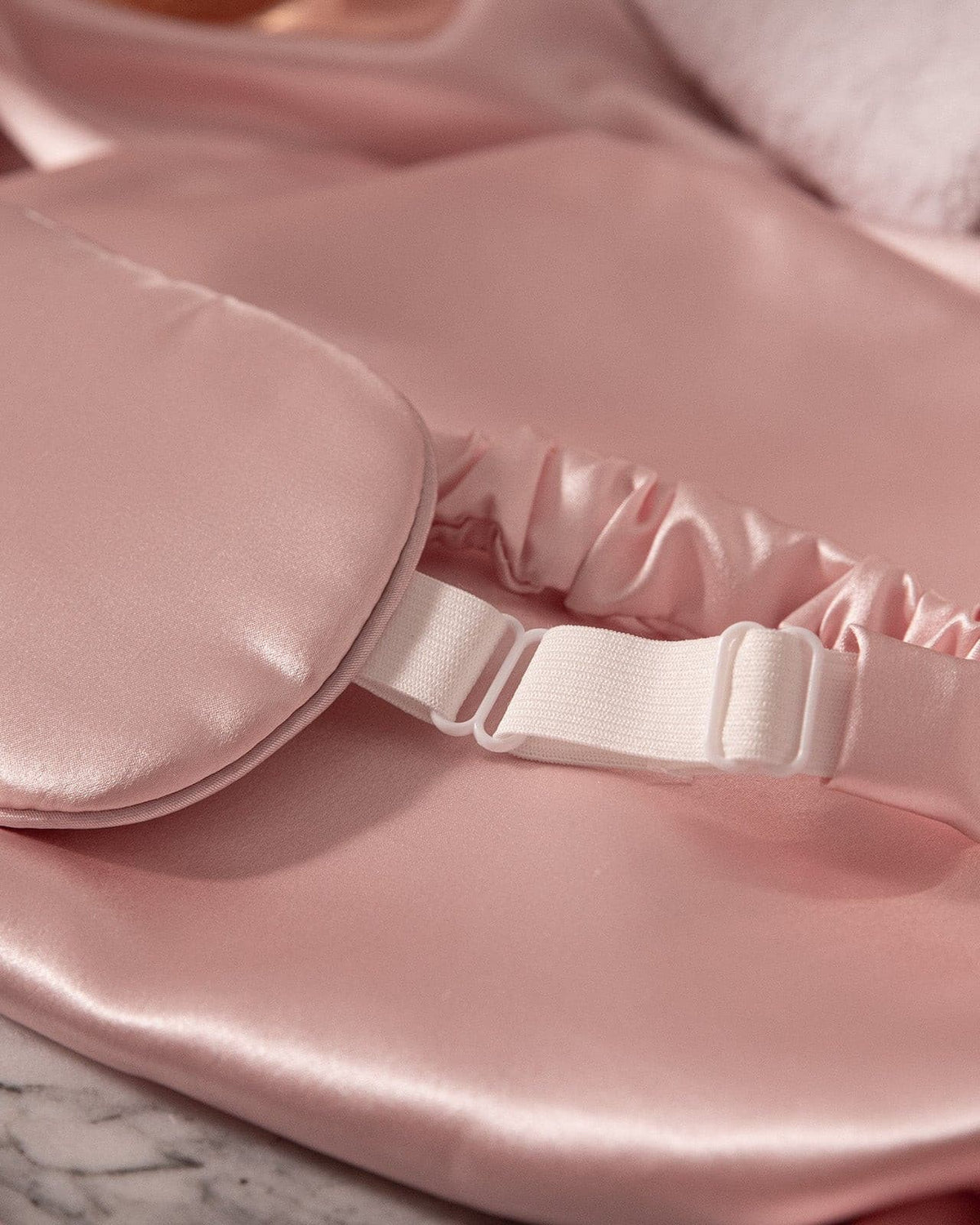 SM01 mulberry silk sleep eye mask size and fit guide | FEELITS