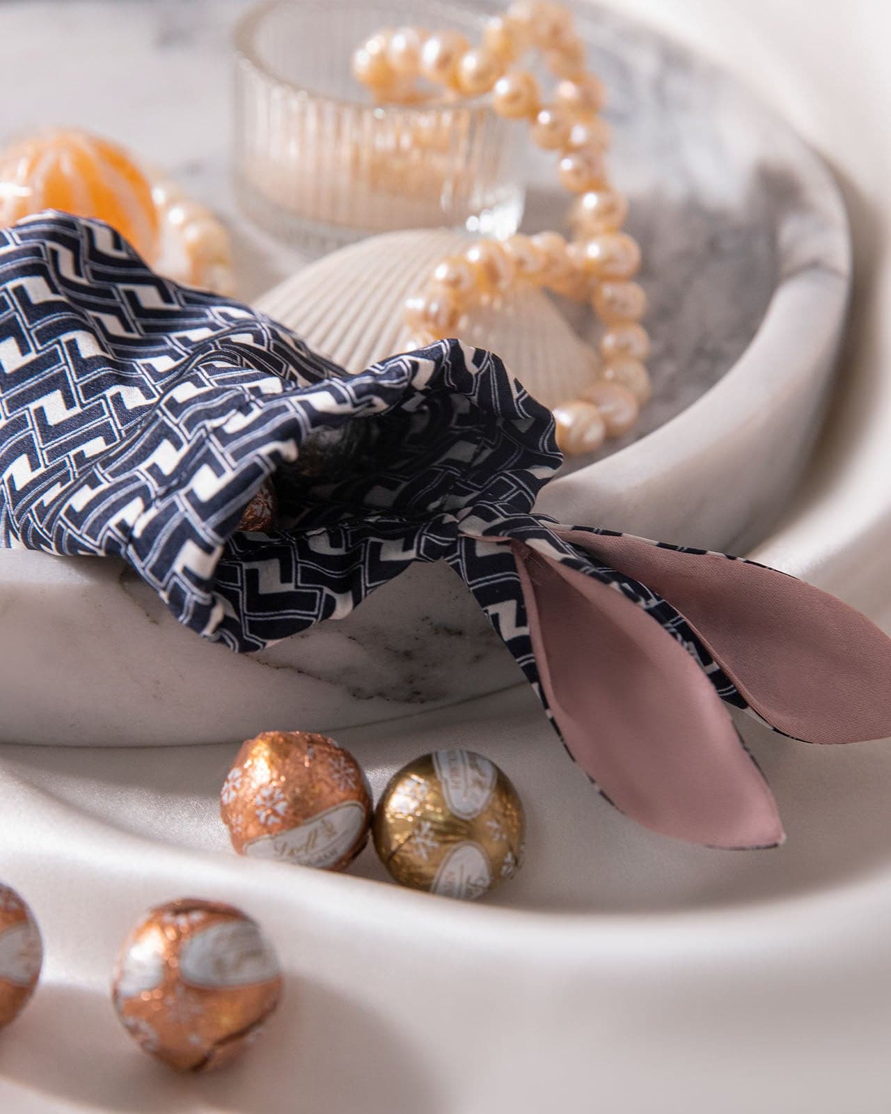 jewelry pouch jewelry travel pouch drawstring jewelry pouch pouches for jewelry mini pouch Feelits silk mini pouch Feelits silk mini bunny pouch mulberry silk mini pouch lipstick pouch Feelits Royal Mulberry Silk Perfect Gift