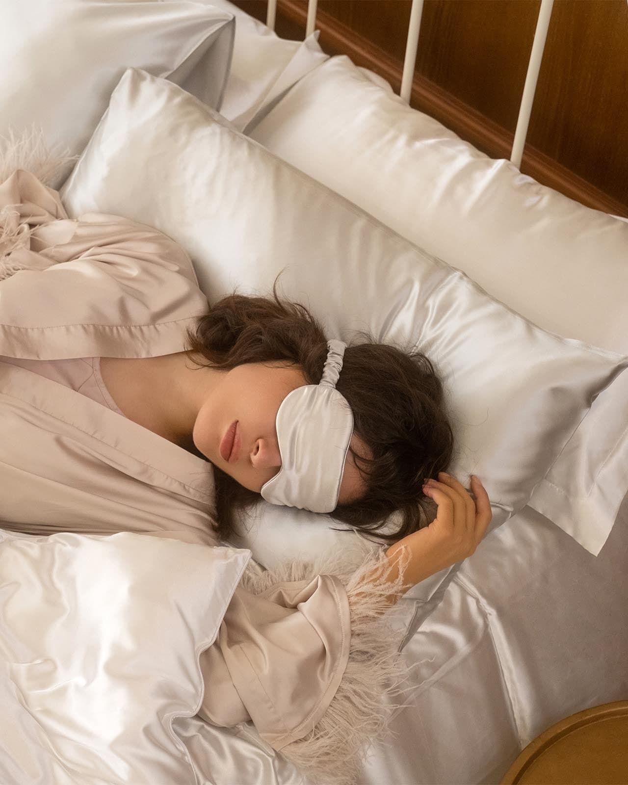 FEELITS SD01 22-Momme Royal Mulberry Silk Pillowcase – Silver Grey, Envelope Closure & Beauty Sleep Comfort - FEELITS